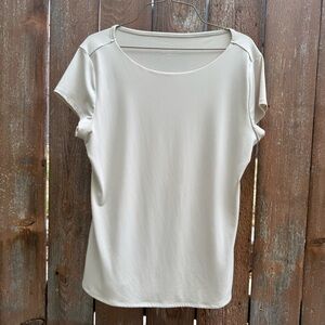 GRACE Women’s Cream Short Sleeve Boat Neck Smooth Top Shirt Size Large